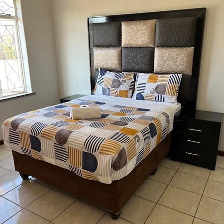 Hampton Guesthouse Johannesburg Dış mekan fotoğraf